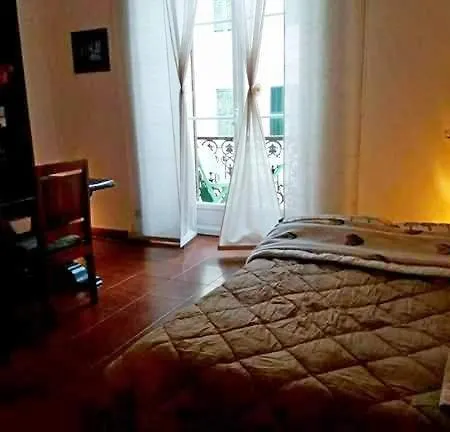 Matteotti アパート サンレモ